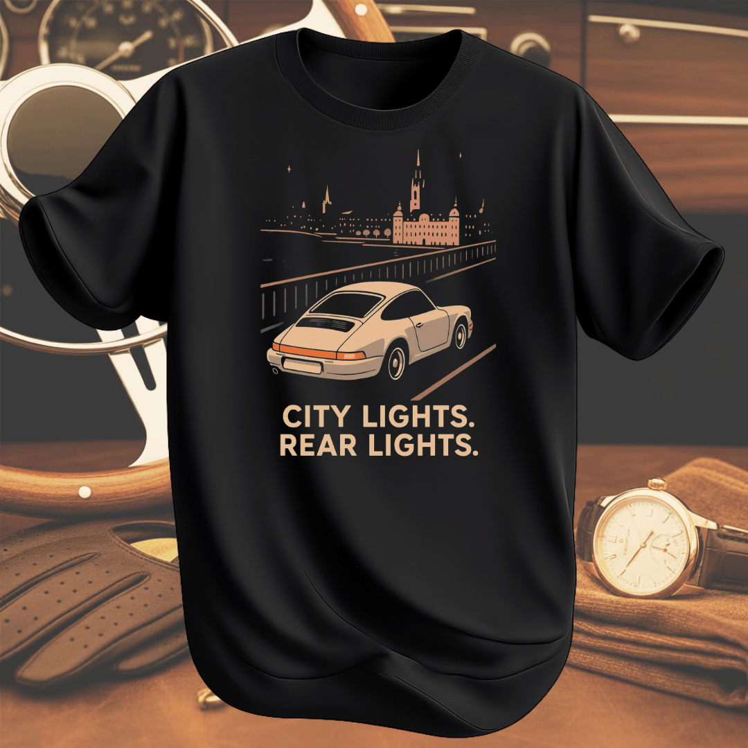 CITY LIGHTS REAR LIGHTS T-shirt svart inspirerad av stadsljus och klassiska bilar