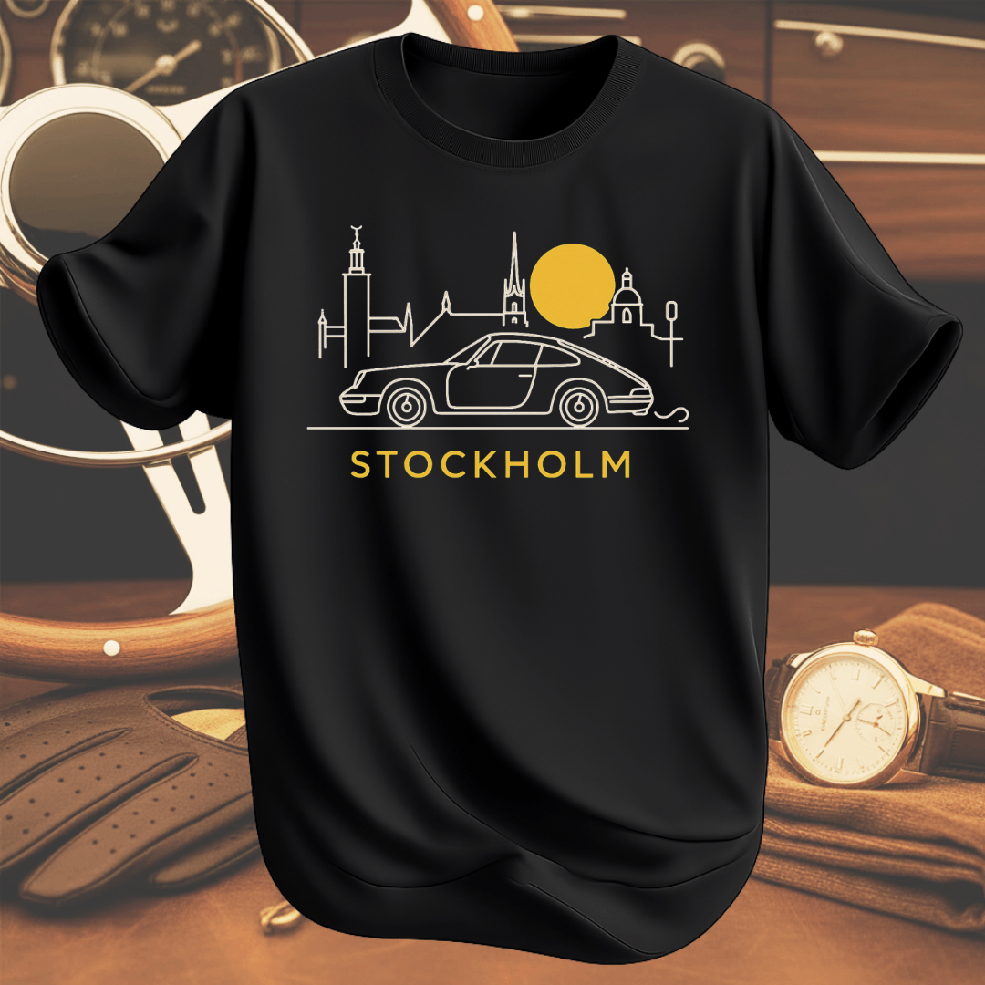STOCKHOLM T-shirt svart inspirerad av svensk bilkultur och tidlös design